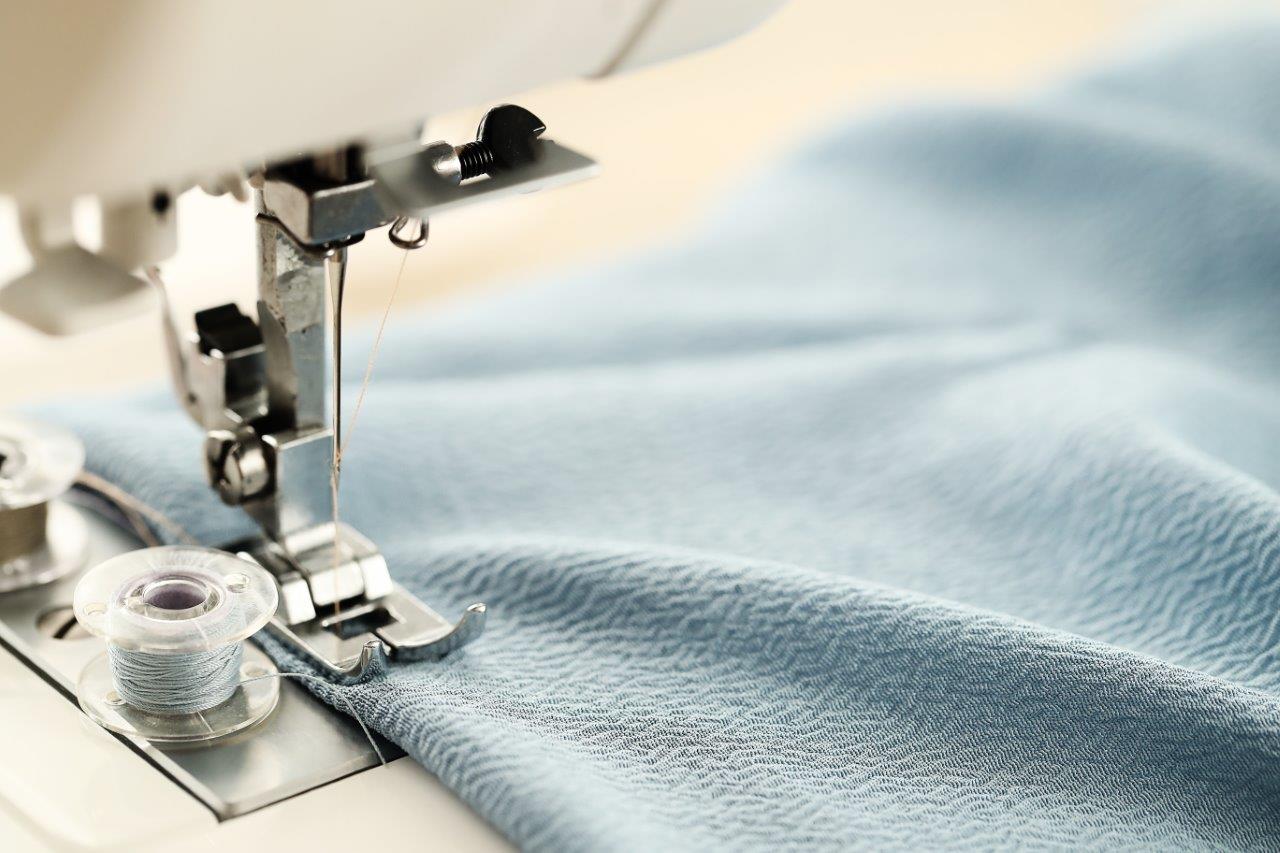 sewing-machine-working